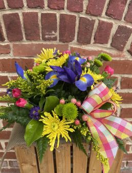Splash Of Spring Centerpiece