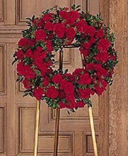 Red Regards Wreath