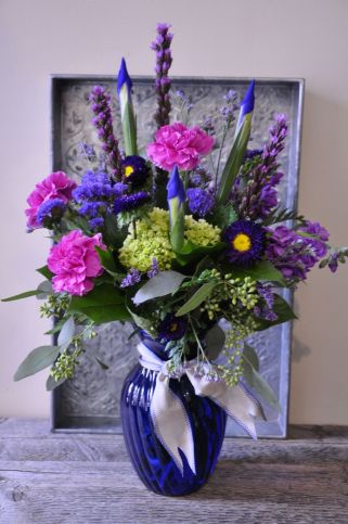 Purple and Blues Lovers Bouquet